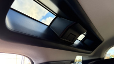 Land Rover Defender 3.0 D250 X-Dynamic S 110 5dr Auto Diesel Estate